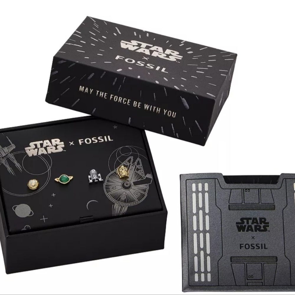 STAR WARS, MACY'S, FOSSIL, SPECIAL EDITION EARRINGS SET